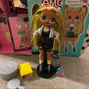 SOLD LOL Surprise OMG Alt Grrrl Fashion Doll-Series 2